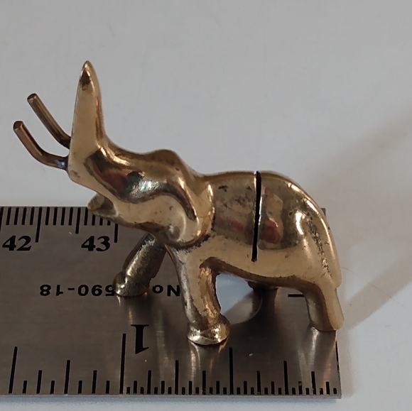 Little Brass Elephant - Picture 2 of 8